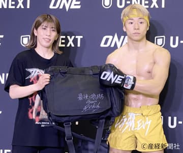 武尊を揺らす歓声、土屋太鳳と吉田沙保里の並びが強すぎた！