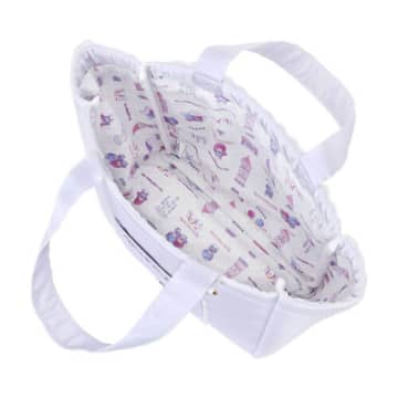 開くとキキ＆ララ50周年総柄デザインのシンプルトートバッグ　サンリオピューロランドのクリスマスグッズ