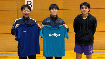 鶴岡卓球協会初の硬式団体戦のオープン大会を開催　余目クラブAが1位に＜Rallys杯争奪・鶴岡オープン硬式の部＞