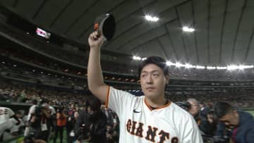 「やべえ、キャッチボール相手いねえ」岡本和真のメジャー挑戦に吉川尚輝もさみしさ語る　大歓声を浴びながらファンに別れ