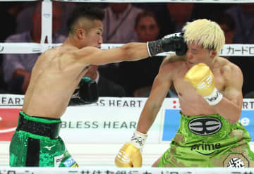 井上拓真　那須川天心に初黒星つけた！最大６点差付け判定勝ち、最後は笑顔で抱擁