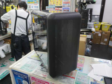 ラウンドデザインのE-ATXケース「HYTE X50」シリーズが発売、カラーは6色