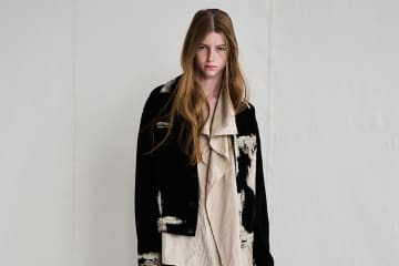 Y's 2026年リゾートコレクション、不揃いの美しさ