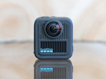 【レビュー】「GoPro MAX2」：8K×360度アクションカメラの競合「Insta360 X5」とどっちが良い？