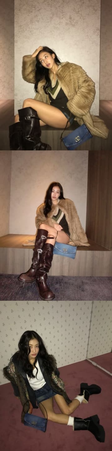 TWICE・ジヒョ、“超ミニ丈”ボトムスで生脚全開に！小麦肌際立つ太ももクロスSHOT【PHOTO】