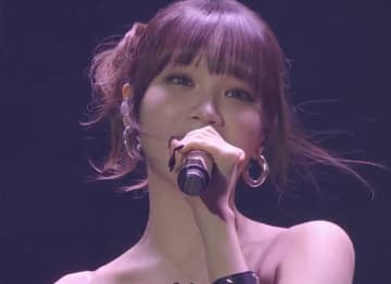LE SSERAFIM・CHAEWON、東京ドームにアカペラで美声を響かせ…圧巻の歌唱力にファン大興奮「生歌ぱねえ！」「天使の声」