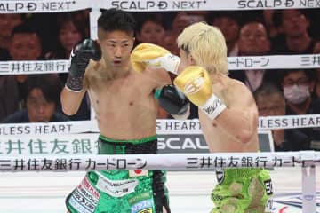 天心撃破後、井上拓真の隣で歓喜した人物に感動殺到「感涙する」　頭を撫で…「泣けてきちゃう」