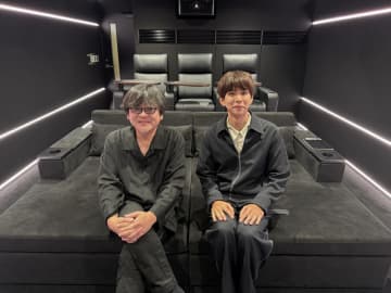 はじめしゃちょー 、“同郷”細田守監督招いて“5億円豪邸ツアー”動画公開　“ハウス映画館”に大興奮