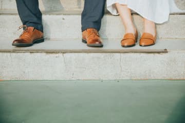 【脱・アプリ宣言】「自然に出会いたい」社会人へ。GLAM流・戦略的「行きつけスポット」＆大人の「隙」演出テクニック