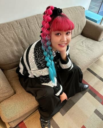 「目がパッチリ！」「表情パキッと」登録者数90万人超大人気Youtuber、目の手術で「すごい違和感」告白