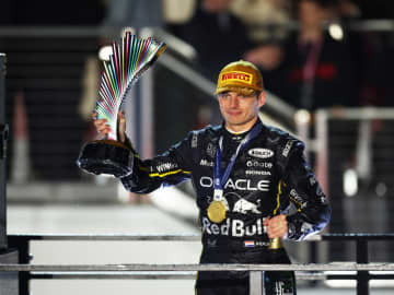 【F1第22戦ラスベガスGP決勝】チャンピオン争いは緊迫した状況に！フェルスタッペンが今季6勝目