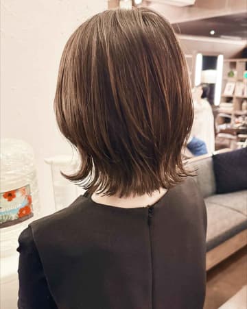 髪型迷子な【50代】へ → 丸っとマネしてすぐシャレ見え！「最旬トレンドヘア」
