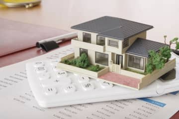 夫に「退職金1000万円」で“住宅ローン”を返済しようと言うと「年3％で運用するほうが得」と言われました。実際どれだけの差になりますか？ 差額をシミュレーション