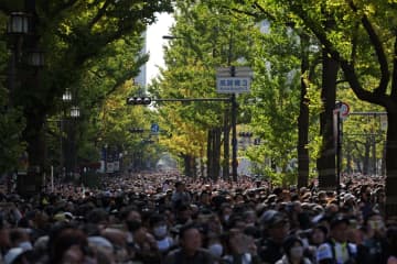 阪神タイガース御堂筋Vパレードに約20万人