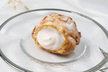 ビアードパパ「北海道生クリームシュー」バニラ香る上品クリーム入りの冬限定メニュー、好みの生地で