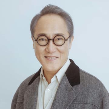 佐野史郎さんはデビュー50年「病気をして人間は床に落ちている埃と全く同じ存在なんだと気づきました」