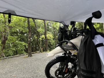 HIMALAYAN450と巡る静岡・南伊豆の旅　雨キャンプからライダーズカフェへ