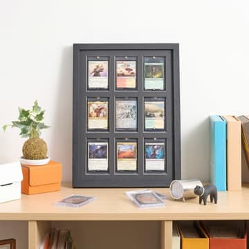 気に入りを“魅せる”！ ハクバのトレーディングカード額縁「TCG-01」