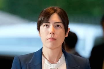 「営業妨害ですよ」小野田紀美氏、銀色ドレス揶揄に怒りをあらわ　「ヒール履くな」にも猛反論