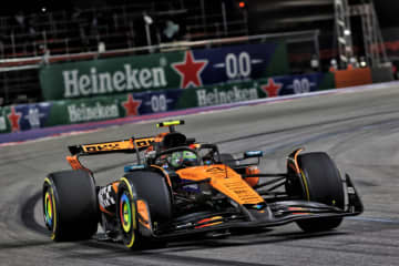 マクラーレン2台の規則違反の理由を考察。接戦の選手権争いによるプレッシャーも一因か／F1 Topic