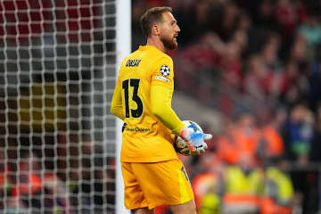 前人未到となる6度目のサモラ賞…“史上最高の守護神”の称号を手に入れたオブラクの次なる野望「もう1つ獲得したい」