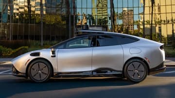 ロボタクシーがマイカーになる？ 個人所有できるレベル4自動運転車「Tensor」