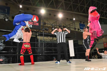 学生プロレスがジョニー・デップと同日に東京コミコン参戦！UWF、SWS、HWWA、KWAの4団体が集結！