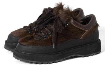 ビームス別注ディエッメのメンズトレッキングシューズ、ハラコ素材で秋冬仕様に