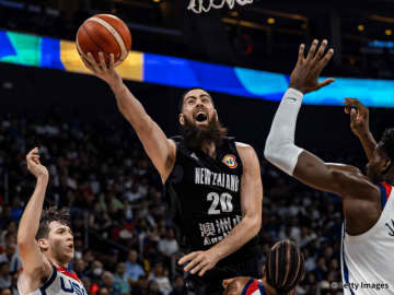 長崎がニュージーランド代表のナタイとサポートコーチ契約…今夏のアジアカップにも出場