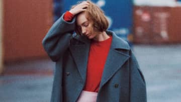 【明日なに着る？】心地よくキレイに整う「包容力の高いロングコート」