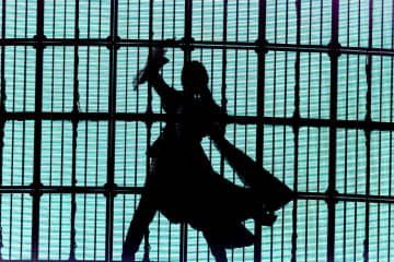 Adoとは誰のための“Ado”なのか　自愛へ向かうための絶唱、流した涙の意味――初ドームツアー『よだか』