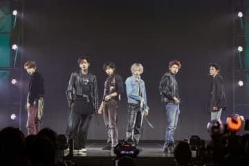 RIIZE、2ndシングル「Fame」カムバック記念ショーケースを開催！ショウタロウ＆ソヒの誕生日もお祝い