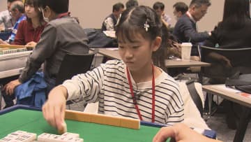 初マージャンは“小学3年生” 女子小学生が「健康マージャン」全国大会に挑む！老練の猛者に歯が立たず悔し涙を流す場面も 試合を追うごとに成長する姿を追う