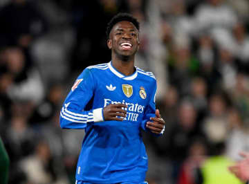 ビニシウス　アロンソ監督との確執で契約延長拒否か　米メディア報道