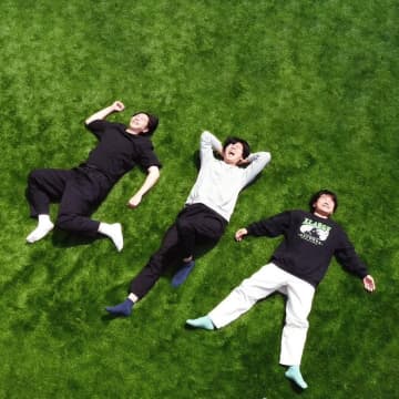 宇都宮発3ピースギターロックバンド・Leaf and the girl、6曲入りEP『The Merry Go Round』配信スタート