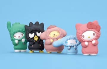 ガチャ「サンリオキャラクターズ むぎゅぎゅ!パーカーフィギュア」12月発売絞ったパーカーからのぞく顔がかわいいハローキティたち5種が登場