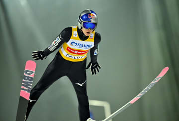 W杯ジャンプ、小林陵侑は7位　ファルンでの男子個人第3戦