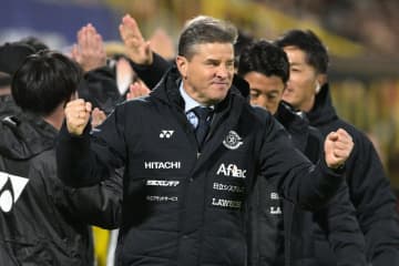 昨季17位のＪ１柏〝快進撃〟の要因　前園真聖氏「ロドリゲス監督のサッカーとうまくはまった」