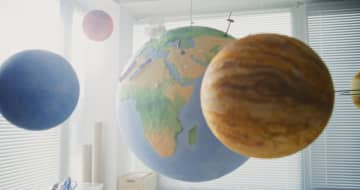 高リターンの世界株やUSリートに分散投資する「アクティブ・ラップ」は投資家のコア資産に定着するか？