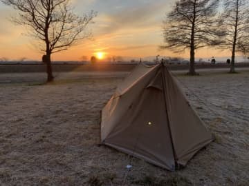 女子ソロキャンプの「冬の撤収問題」を解決！寒い朝の撤収をラクにする裏ワザ5選