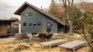 【冬限定】湯布院の静寂に包まれる贅沢体験！プライベート薪サウナでフィンランドの限定アロマ「rento」が楽しめる！