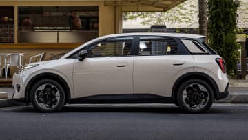 “EVの常識を変える“99秒で交換”―中国発Aion UT Superが5,400ドルで登場