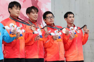 男子日本代表が2大会連続の銅メダル獲得「このメンバーでよかった」＜卓球・デフリンピック2025＞