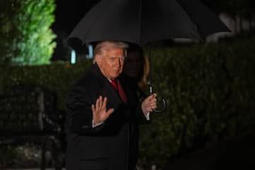 トランプ氏、モスクワへ特使を派遣　ウクライナ危機の和平案協議へ