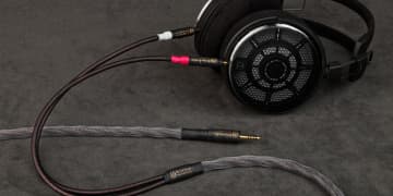 ブリスオーディオ、テクニカ「ADX7000」専用チューニングのリケーブル。「SpiralCore」構造を新規採用