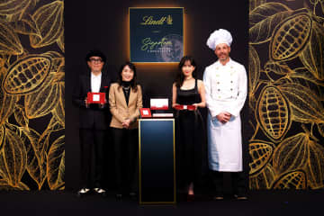 リンツ初のアルティザン 職人の技術と五感を尽くした 「シグネチャープラリネ」