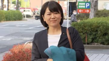 “ラブホ密会”…退職届提出の前橋市・小川市長が登庁　市議会は受理するか26日協議へ　議長「決断したなとうかがえる表情」