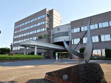 副市長の公募見送り　埼玉・鶴ケ島市長が方針転換　応募は複数も「決め切れなかった」