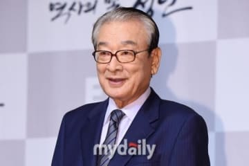 俳優イ・スンジェさん「金冠文化勲章」を受章…韓国政府が追贈を発表