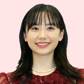 国民的“優等生”の芦田愛菜だからこそ？ アニメ映画「果てしなきスカーレット」の声優業には辛口意見も